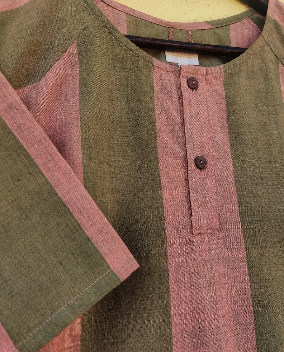 Niram Vara Kurta
